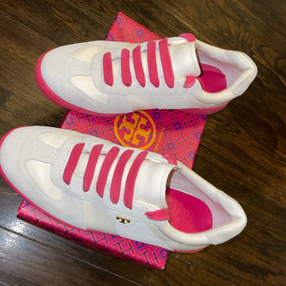 Very well kept Tory Burch tennis shoes only worn a few times.